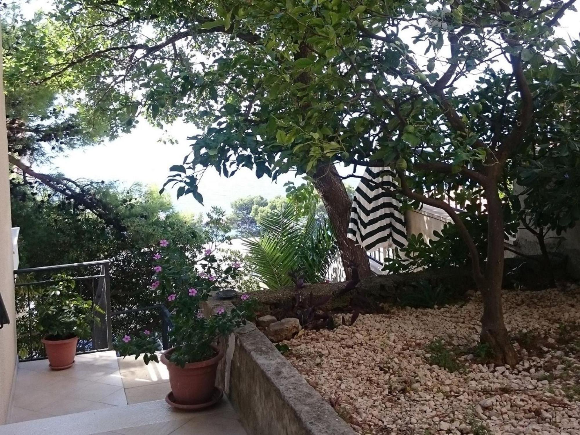 Cozy Apartment With A Balcony And A Sea View Brela Luaran gambar