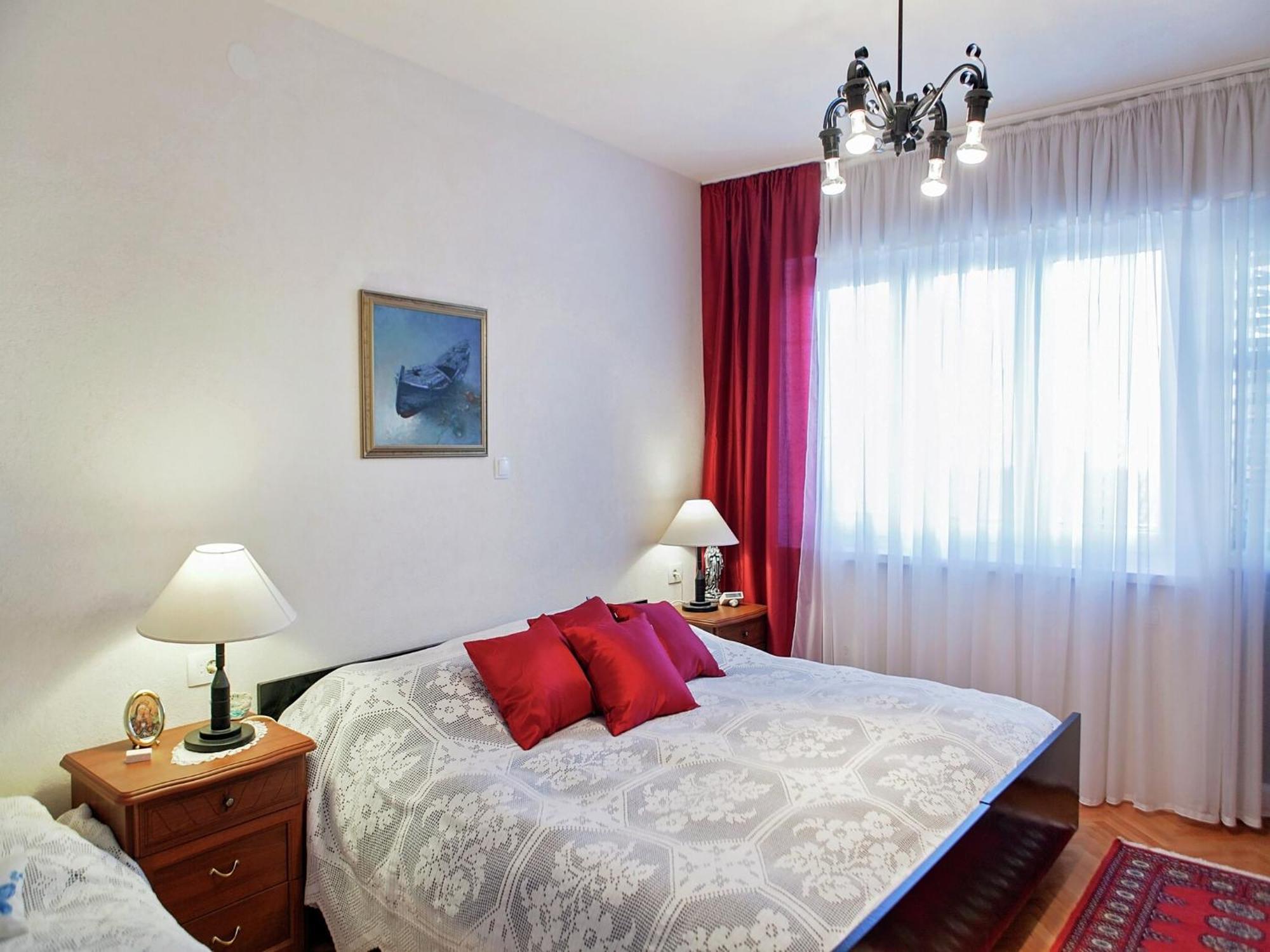 Cozy Apartment With A Balcony And A Sea View Brela Luaran gambar